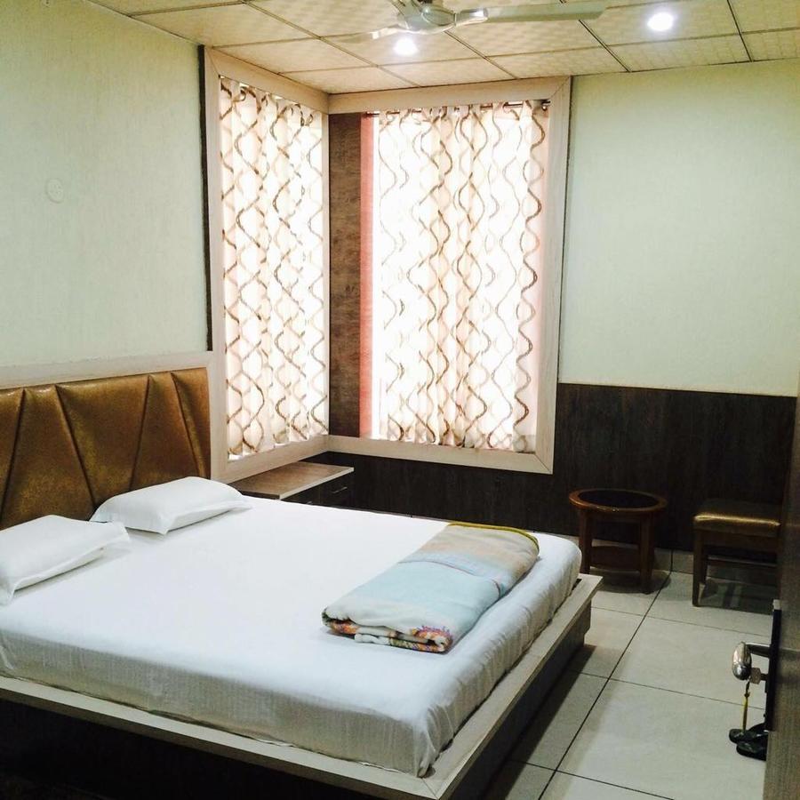 Rohtak Maharaja Palace Hotel المظهر الخارجي الصورة